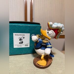 WDCC Donald Duck - Animator’s Choice - 1994 members only sculpture - sea scouts
